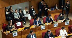 La Nación / Cruzada Nacional monta un espectáculo lastimoso en el Congreso, señala politólogo