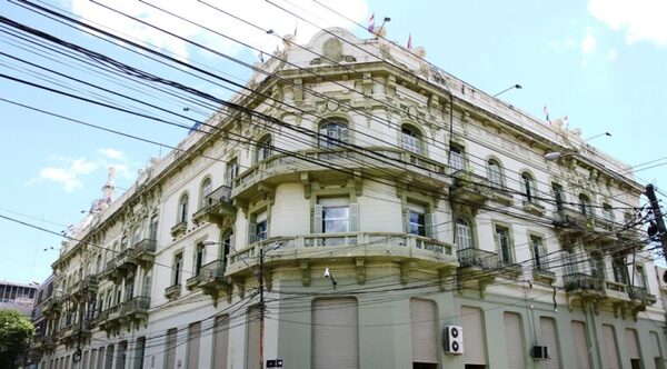 ECONOMÍA Y FINANZAS, EL MINISTERIO QUE FUSIONARÁ HACIENDA CON OTROS ENTES - Itapúa Noticias