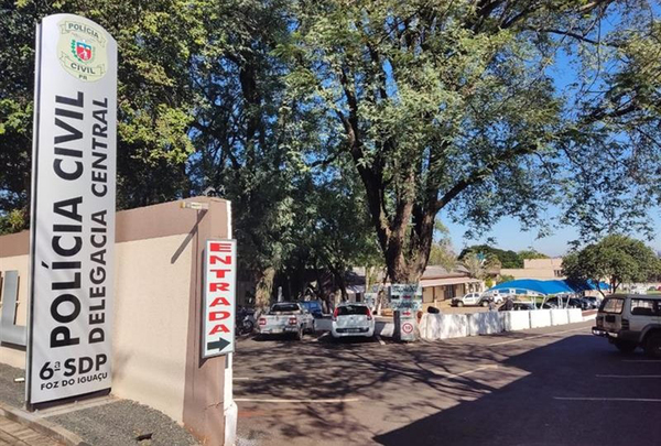 Investigan a universitarios de Foz de Yguazú que integrarían células nazistas - La Clave