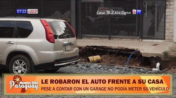 No podía meter su auto en su garage por obras de desagüe y se lo robaron - Noticias Paraguay