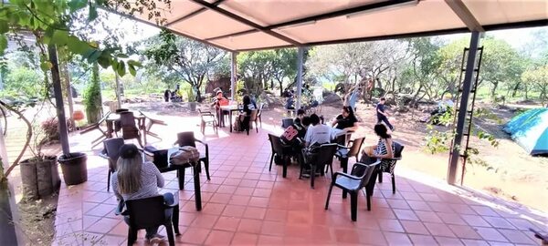 Gastronomía mitológica guaraní, solo para “valientes” y aventureros, en la cima del cerro Yaguarón - Viajes - ABC Color