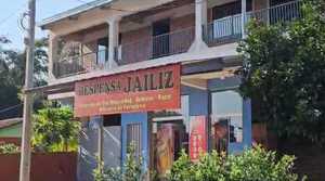 Delincuentes hurtan en local comercial en San Juan del Paraná