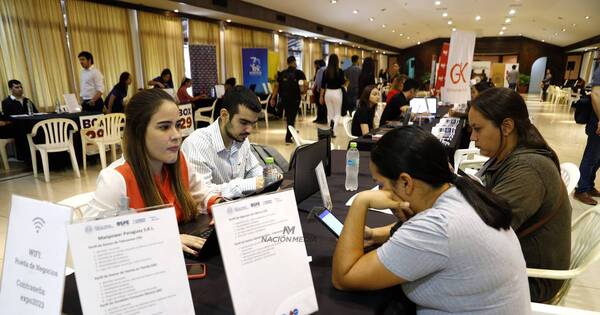 La Nación / Feria de empleos en la expo: gran concurrencia para postularse a 1.575 vacancias