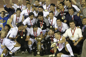 Versus / A 20 años del último título internacional del Olimpia