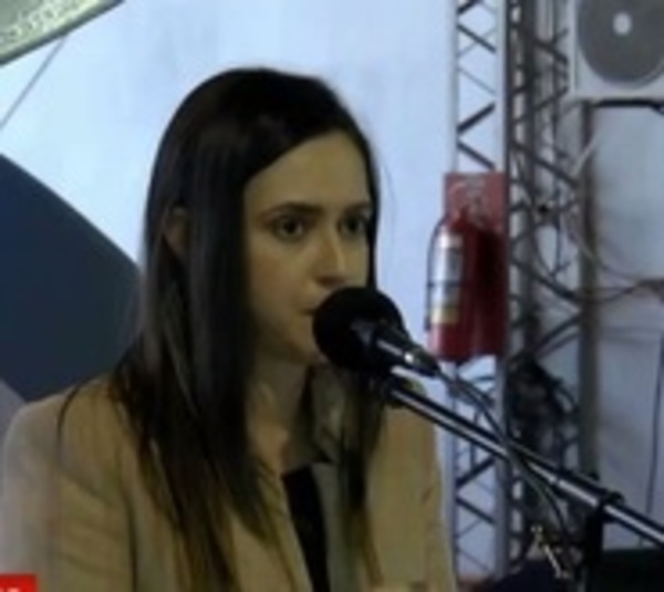 Caso Pecci: Claudia Aguilera lamenta renuncia de fiscal Sapriza - Paraguay.com