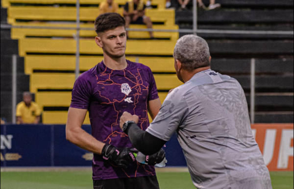 El arquero de Guaireña FC confirmó que el Presidente del club se despidió de ellos.