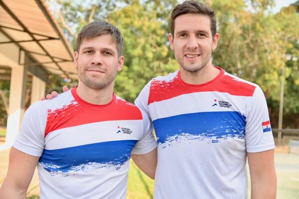 Los hermanos Hockin listos para representar a Paraguay en Mundial de Natación - .::Agencia IP::.