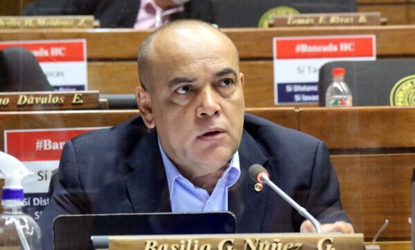 Bachi Núñez asegura que apoyaran pedido de desafuero a Erico Galeano