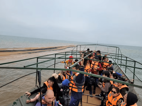 DUNAS DE SAN COSME: ATRACTIVO QUE EN SU AGONÍA SIGUE ATRAYENDO A TURISTAS