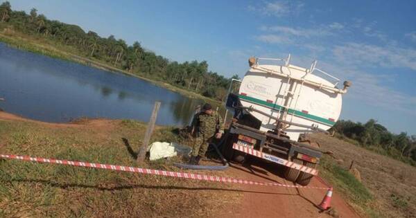 La Nación / Chofer de camión regador murió electrocutado en ex-Puentesiño