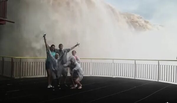 Video: así lucen las Cataratas del Iguazú lado brasileño tras crecidas - Viajes - ABC Color