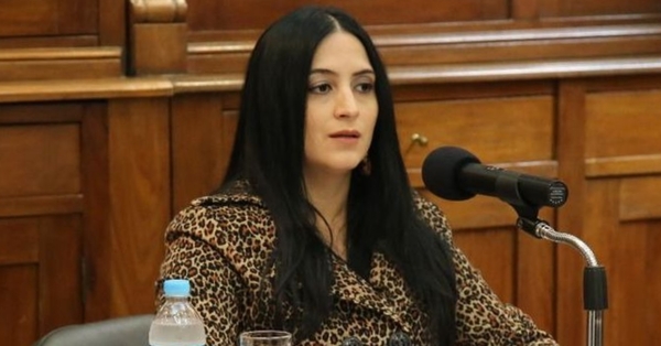 Contraloría inicia examen de declaraciones juradas de la fiscala Katia Uemura