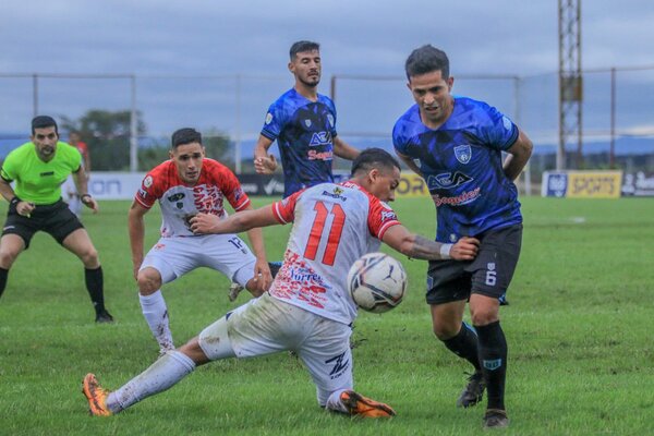 Atyrá fue infalible en los penales en Carapeguá - La Tribuna