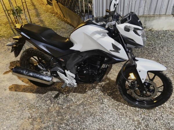 Concepción: Joven es estafado en la venta de su motocicleta - trece