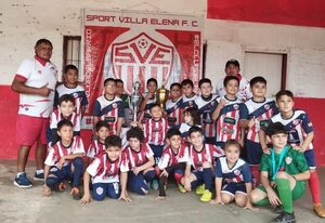 Copa FEFUDCE: Villa Elena campeón en Categoría 2014  - Polideportivo - ABC Color