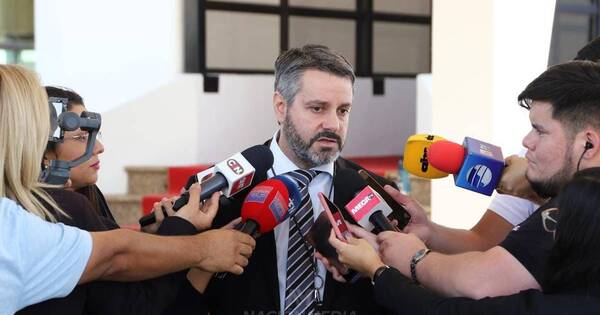 La Nación / Renuncia de Sapriza no afectará investigación del caso Pecci, aseguran desde Fiscalía