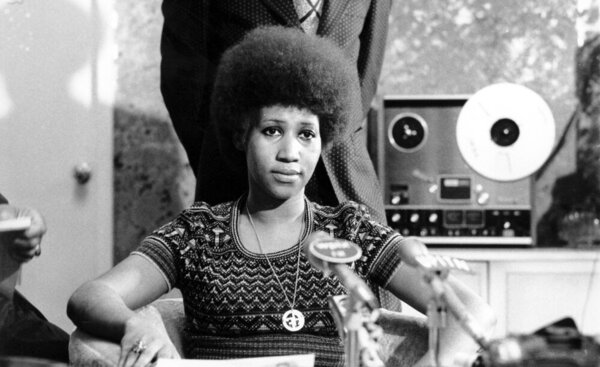 Diario HOY | Jurado declara válido testamento de Aretha Franklin encontrado en un sofá