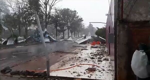 Diario HOY | Fuerte tormenta sorprendió a pobladores de Caaguazú y CDE