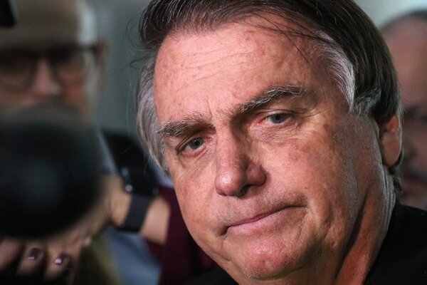 Bolsonaro niega participación en presunto plan contra Lula