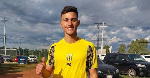 La Nación / Felipe Salomoni se suma al plantel