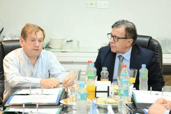 Consejo de administración de la EBY se reunió en Asunción