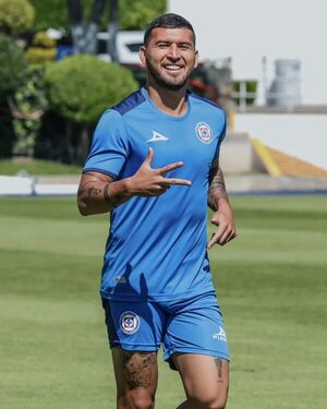 Cruz Azul busca sus primeros puntos en el torneo Apertura mexicano - Fútbol Internacional - ABC Color