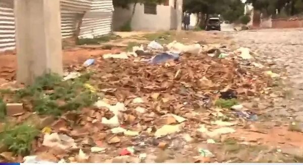 Vertederos clandestinos ante ausencia de recolectores de basura en Sajonia - Nacionales - ABC Color
