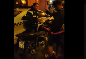 Dire Tránsito salió de cacería y multó a motocas infractores