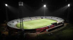 El Estadio Villa Alegre se prepara para el enfrentamiento entre Sportivo Ameliano y Cerro Porteño