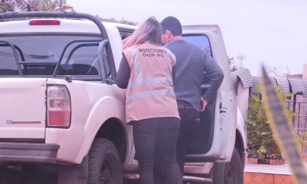 Denuncian que inspectores del IPS venidos de Asunción extorsionan a comerciantes