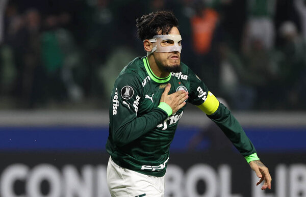 Versus / ¿Gustavo Gómez podría ser compañero de una estrella mundial?