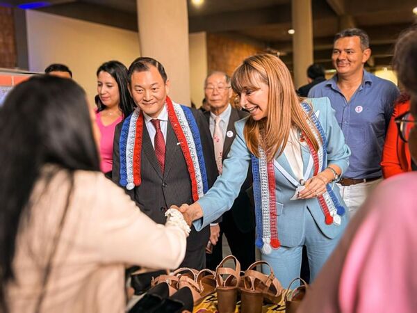 Inauguran el Primer Centro de Servicios Tecnológicos del Calzado del Paraguay - Informatepy.com