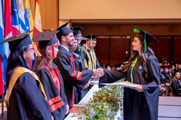 Continúan las inscripciones para el nuevo ciclo académico en la UNIBE - Empresariales - ABC Color