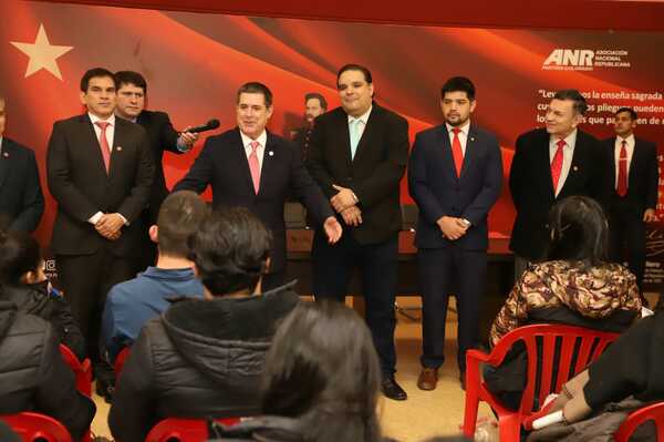 ANR realiza charla informativa sobre becas universitarias - ADN Digital