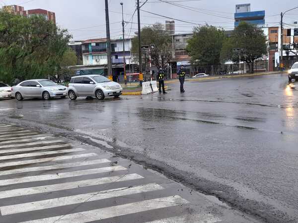PMT intensifica trabajos de ordenamiento vial en la zona primaria de Encarnación