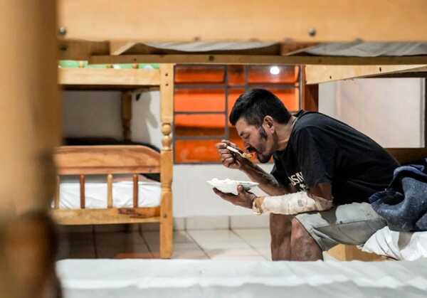 Albergue municipal de Encarnación brinda refugio y atención integral a personas en situación de calle durante el invierno