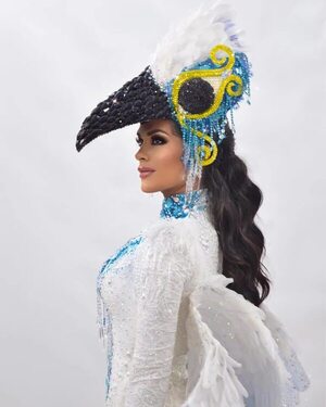 ¡Mirá el traje alegórico de Fabi Martínez en el Miss Supranational! - Gente - ABC Color
