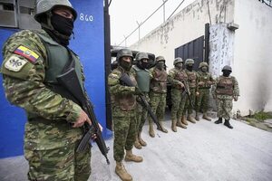 La Policía y las Fuerzas Armadas de Ecuador podrán usar las armas incautadas en operativos - Mundo - ABC Color