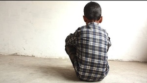 Sujeto es condenado a 22 años de prisión por abusar de su hijo - Noticias Paraguay