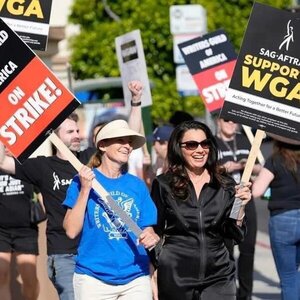 Huelga de actores en medio de un Hollywood en crisis | 1000 Noticias