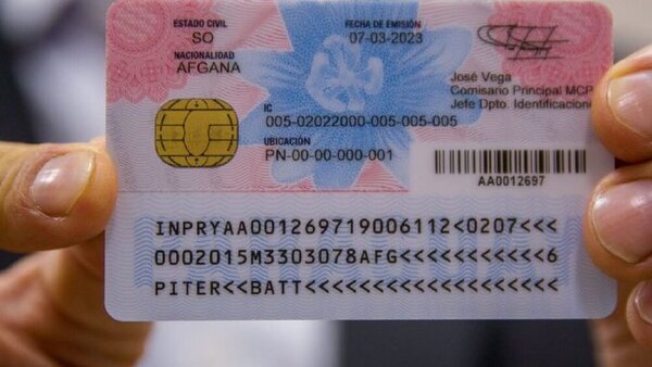 Identificaciones ya expidió 3.000 cédulas y 600 pasaportes en nuevo formato - ADN Digital