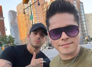Abel de Rumberos llegó a Nueva York para alegrar a los paraguayos