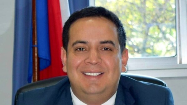 Gobernador de Central licitó compra de calesitas por G. 3.000 millones