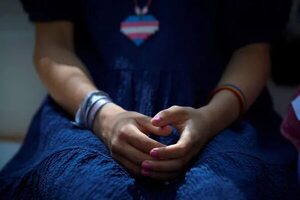 Rusia adopta ley que prohíbe cambiar de sexo en el quirófoano y en documentos oficiales - Mundo - ABC Color