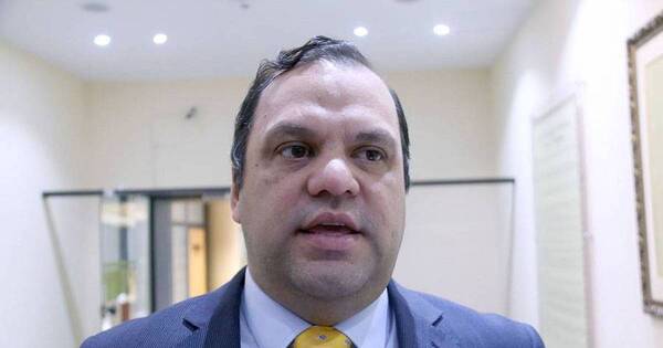 La Nación / Impedimentos judiciales de Mbururu favorecerían a Chaqueñito, dice Varela