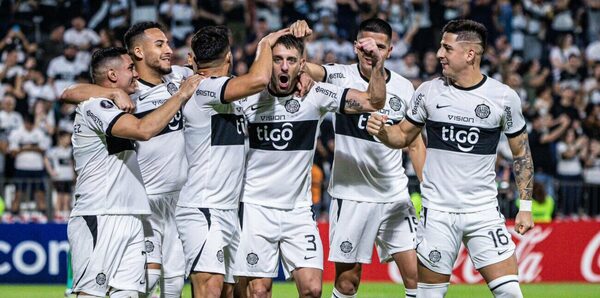 Versus / El probable onceno de Olimpia para enfrentar a Resistencia en el Este