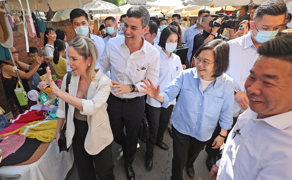 Diario HOY | Peña prosigue gira por Taiwán, con recorrido turístico e importantes reuniones