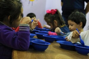 JUNTA MUNICIPAL DE ENCARNACIÓN APRUEBA ADJUDICACIÓN DEL ALMUERZO ESCOLAR