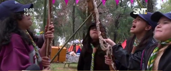 Encuentro Nacional de Scouts en el regimiento de Caballería N° 4 - SNT