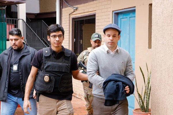 Exdefensor de “Tío Rico” seguirá en prisión | 1000 Noticias
